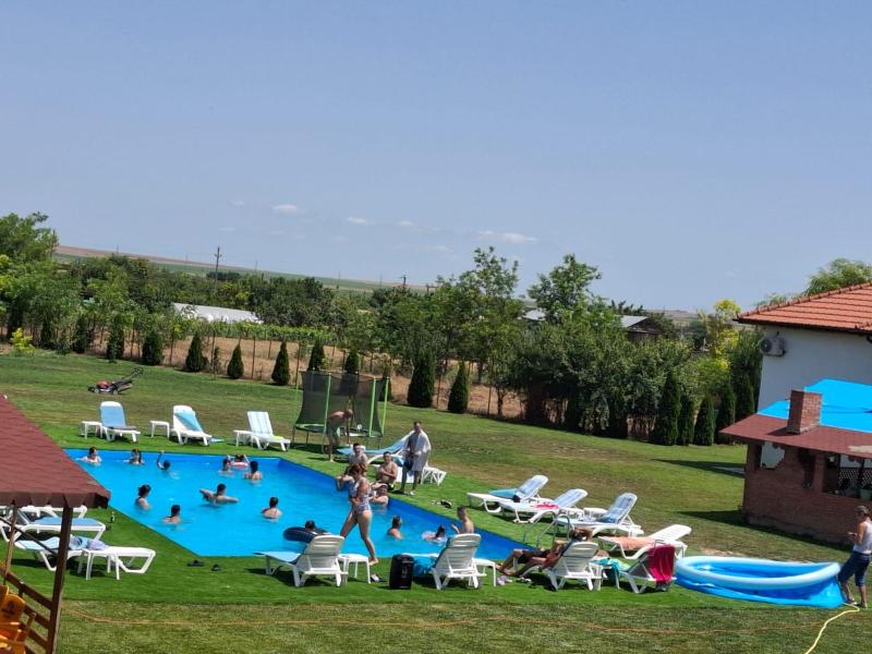 Paradiso Resort Images