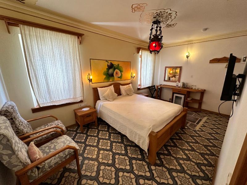 Deluxe Double Room image 1