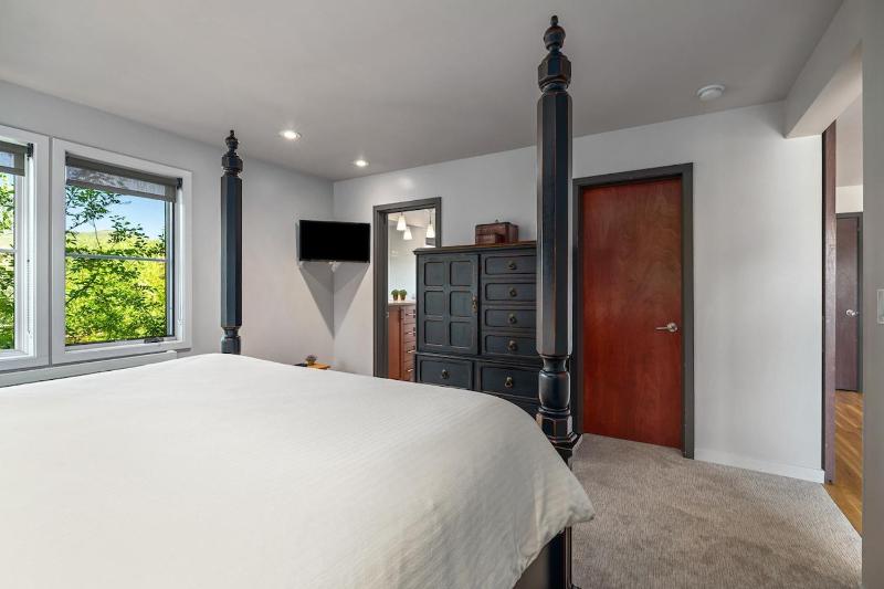 Blackhawk 2817 townhouse - image 9
