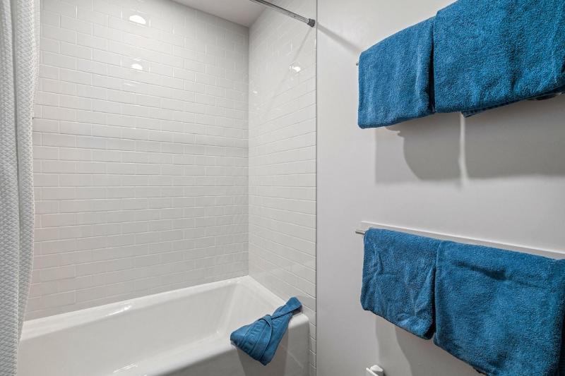 Blackhawk 2817 townhouse - image 34