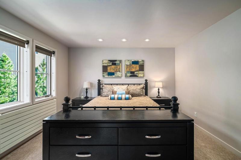Blackhawk 2817 townhouse - image 31