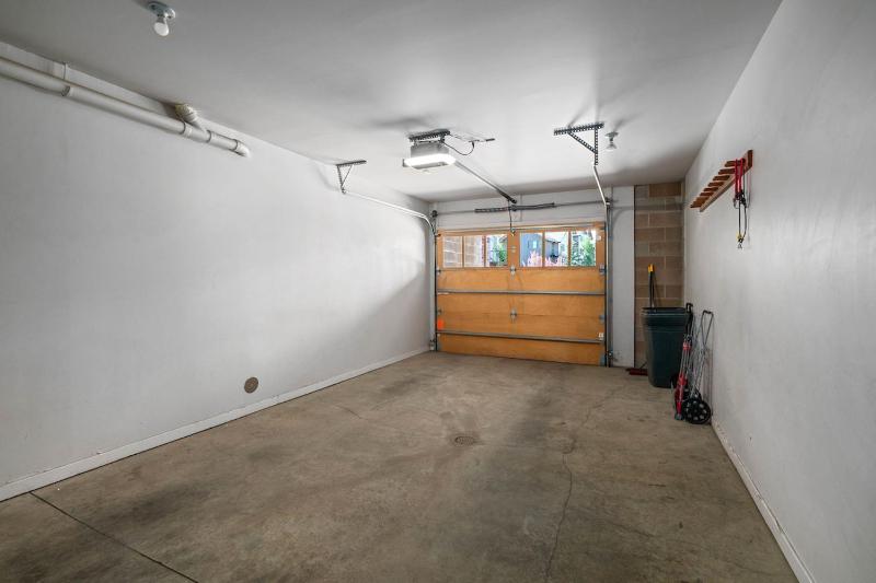 Blackhawk 2817 townhouse - image 19
