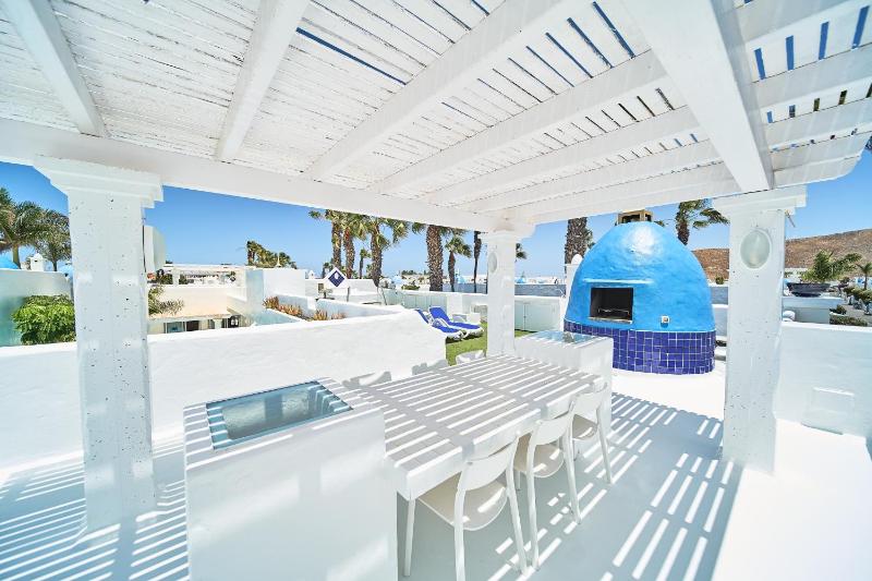 Villa with Private Pool image 2