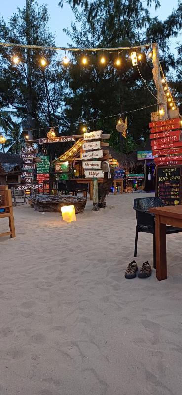 The beach lovers nilaveli - image 12
