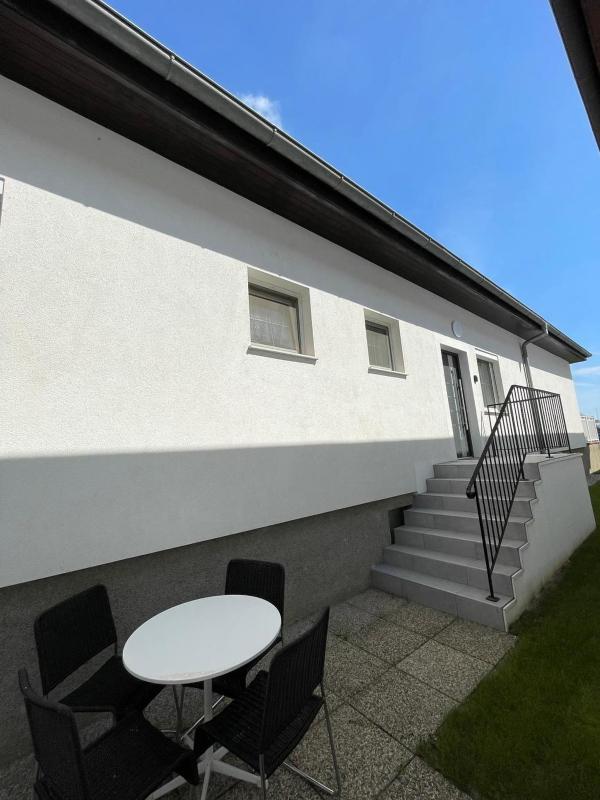 One-Bedroom Apartment with Terrace image 3