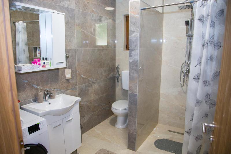 Luxury Villa G Residency - image 5