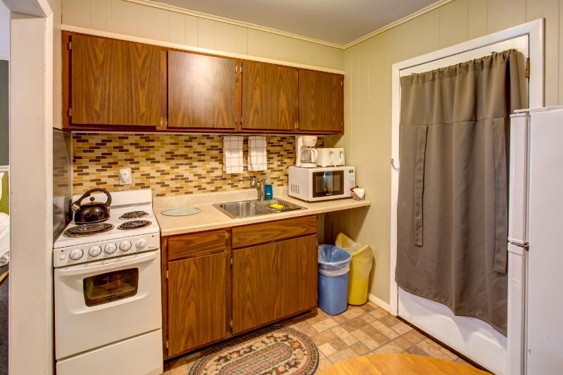 Deluxe King Studio image 3