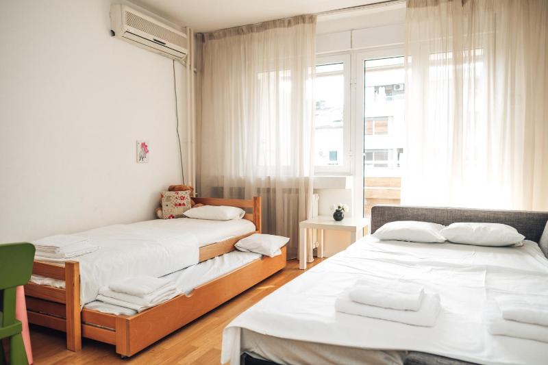 Crown Central three bedroom Apartment - image 16