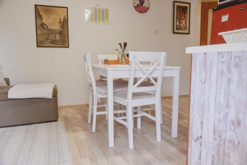 Apartments Vendi - image 9