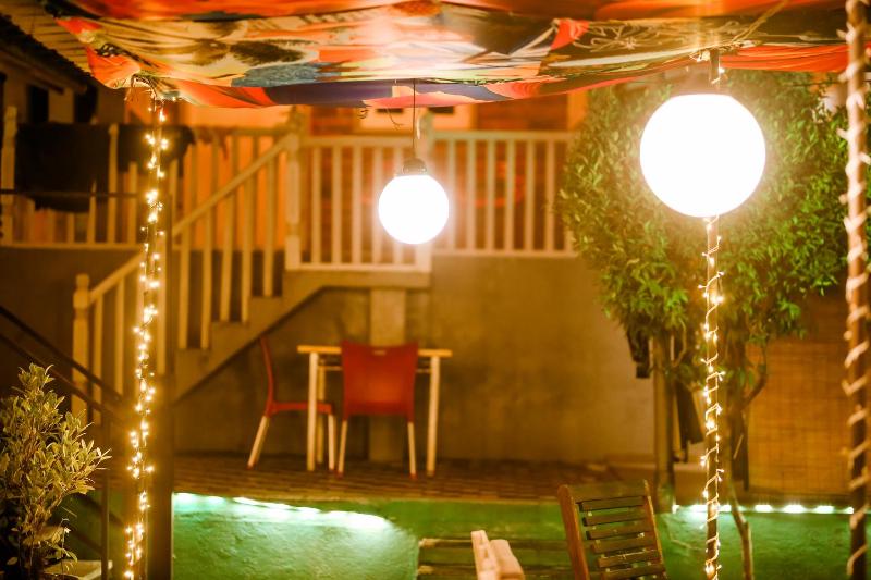 Hangover Hostels Mirissa - image 8