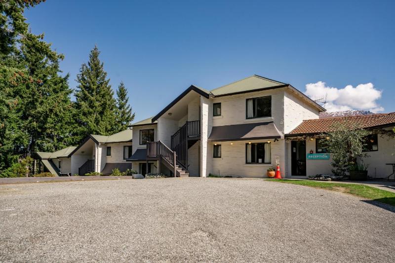 Ride Base Wanaka Apartments - image 11