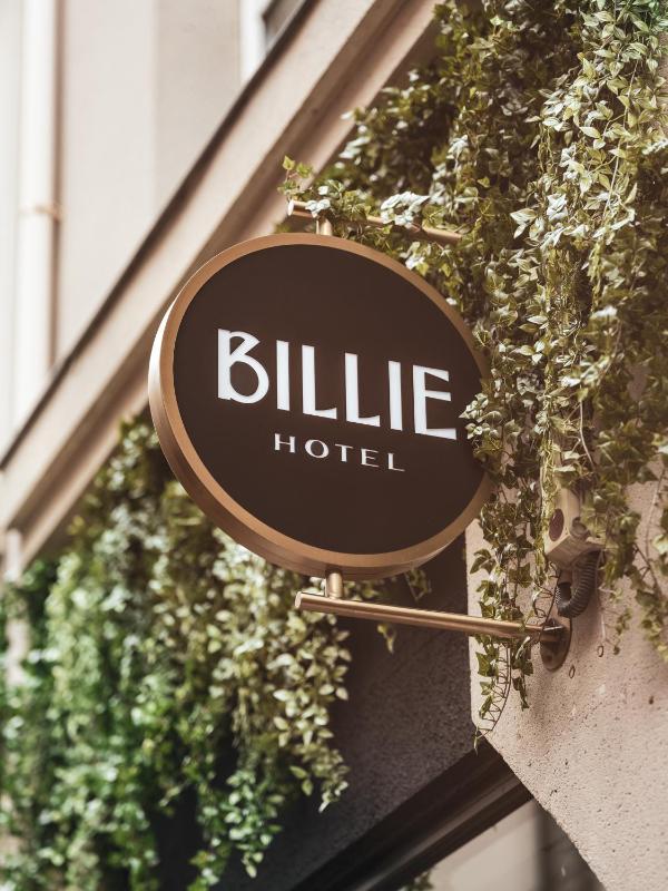 Billie Hotel - image 19