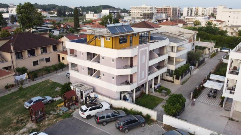 Vukli Apartments - image 1
