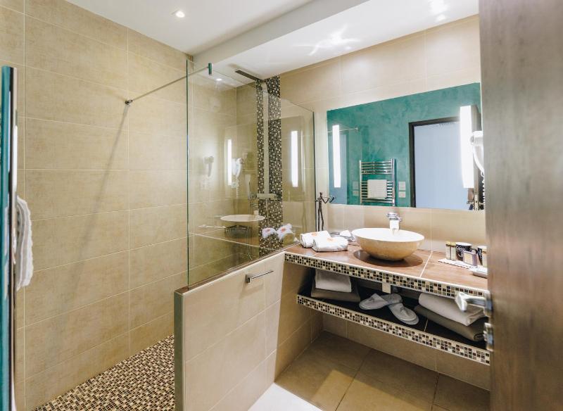Junior Suite with Sea View  image 4