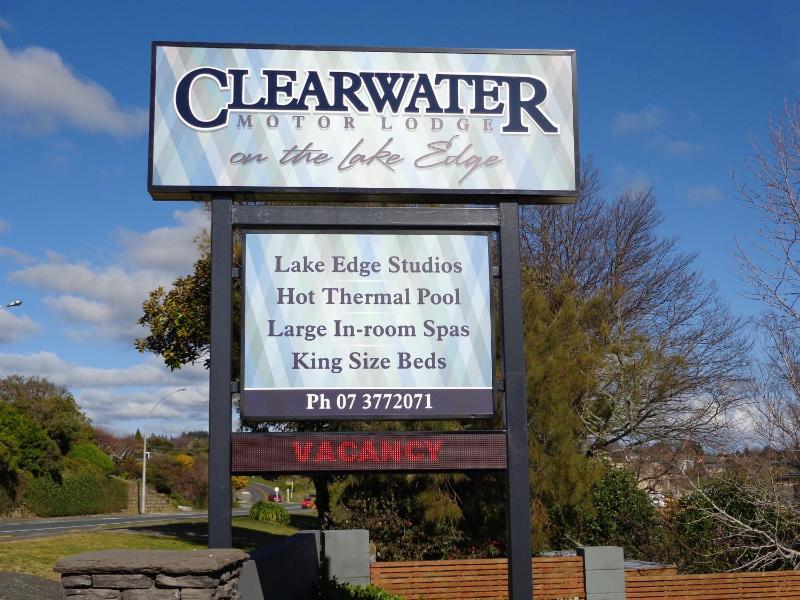 Clearwater Motor Lodge - image 31