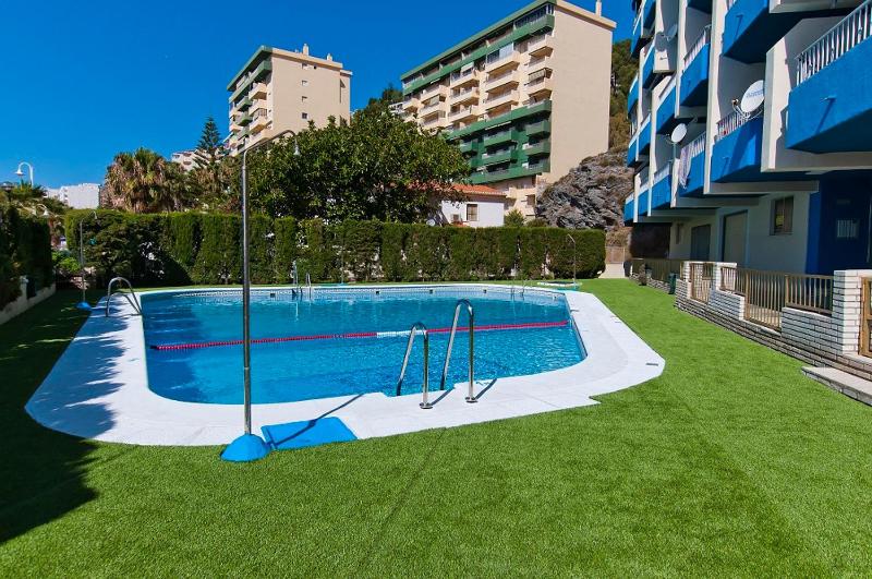 One-Bedroom Apartment with Sea View image 2