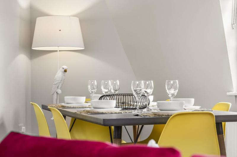 Buzzing Brighton Apartment 5 By My Getaways - image 8
