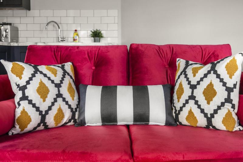 Buzzing Brighton Apartment 5 By My Getaways - image 10