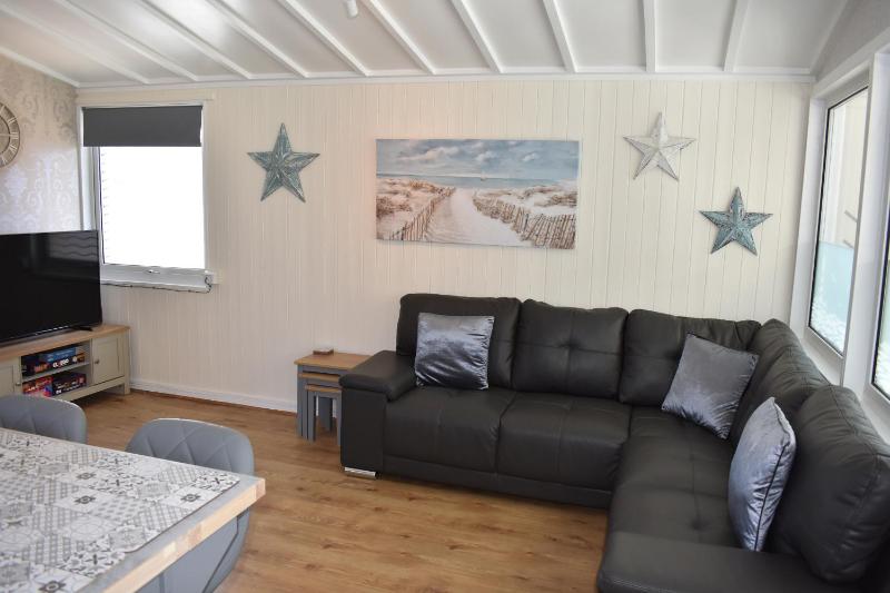 Monty's Retreat - image 2