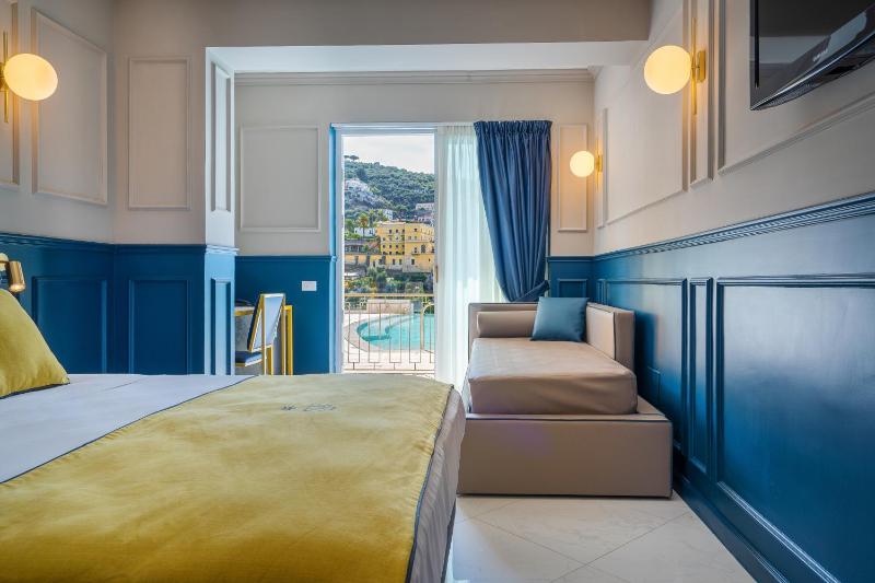 Executive Room with Pool View image 1