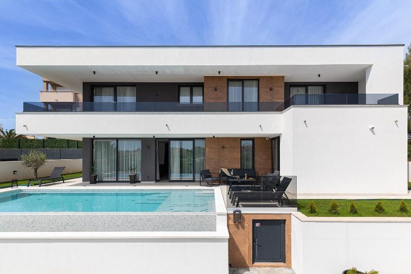 Villa Infinity Gem - managed by Travel Istria - image 35