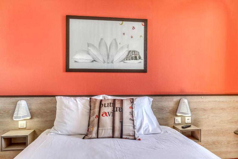 Double Room with Private Bathroom image 3
