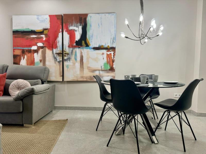 Modern Charm in Barrio Alicante - image 18