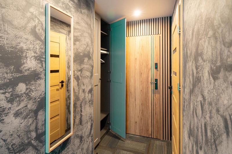 Double or Twin Room with Garden View image 3