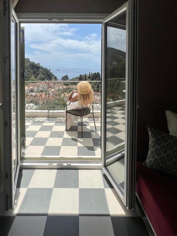 Irida Parga - image 34