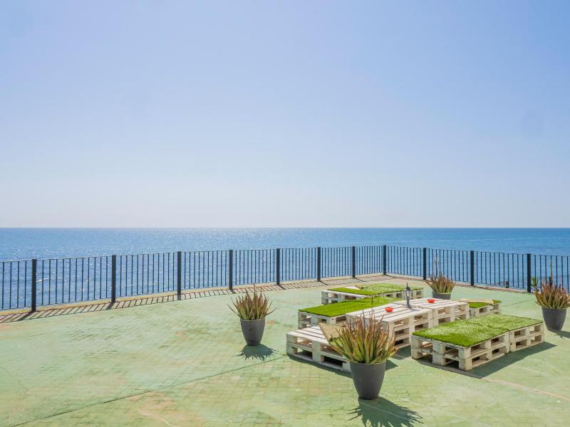 Cubo's Apartamento Algaida Calahonda Beach - image 8