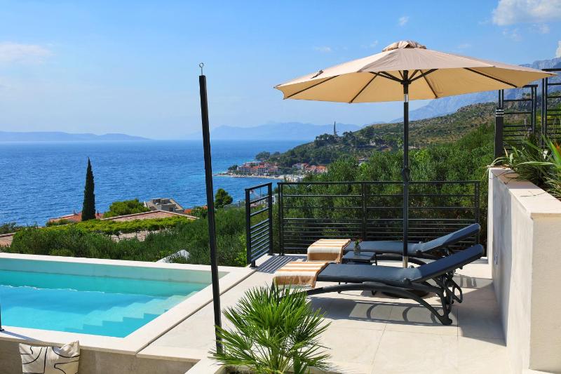 Luxury Holiday Home Dioniz - image 32