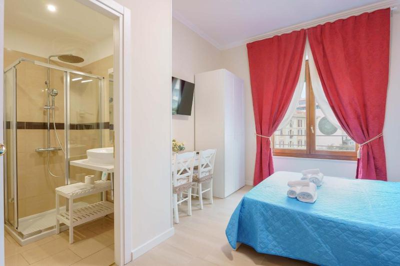 King Room image 2