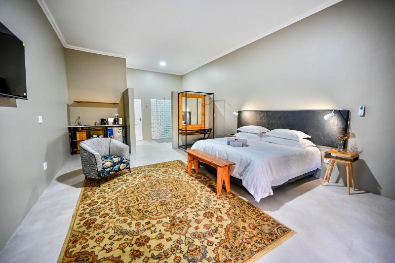 Blue Rain Guest House - image 13