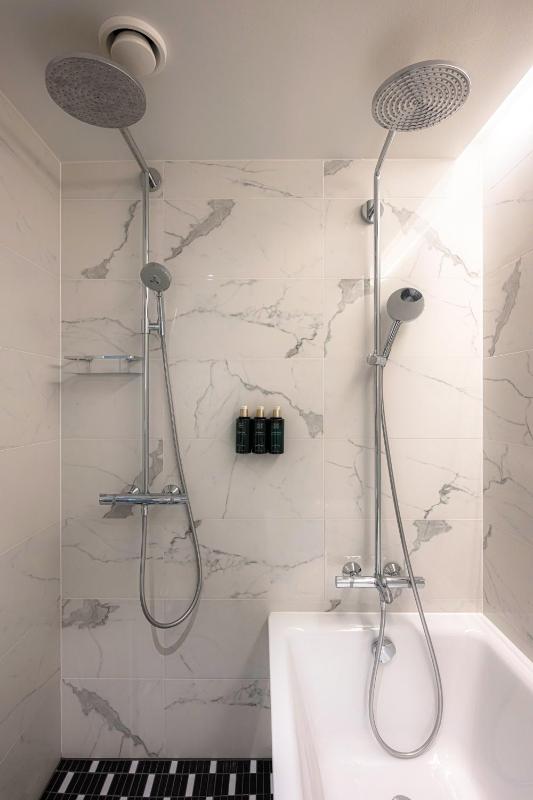 Suite image 2
