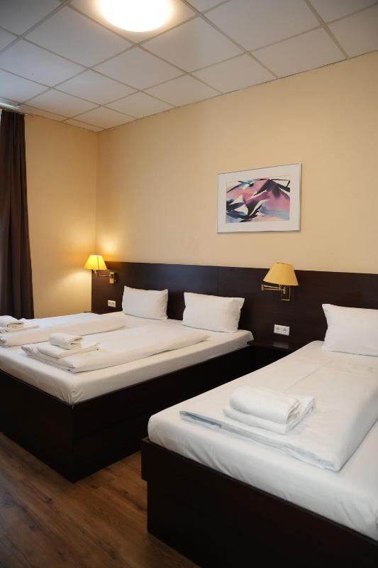 Hotel CityRing - image 3