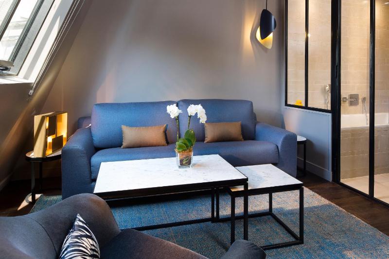 Senior Suite image 3