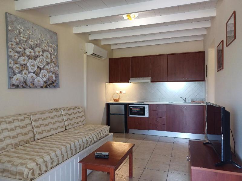 Two-Bedroom Apartment with Terrace and Sea View image 1
