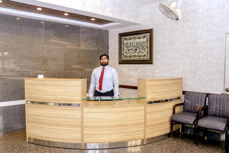 Gulberg Suites - image 1