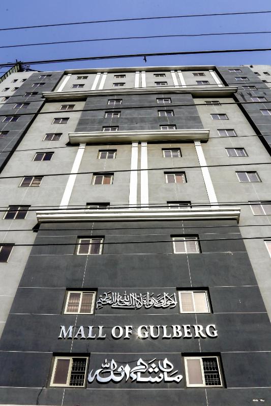 Gulberg Suites - image 6