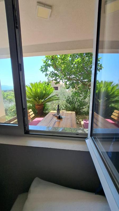 Apartment with Garden View image 1