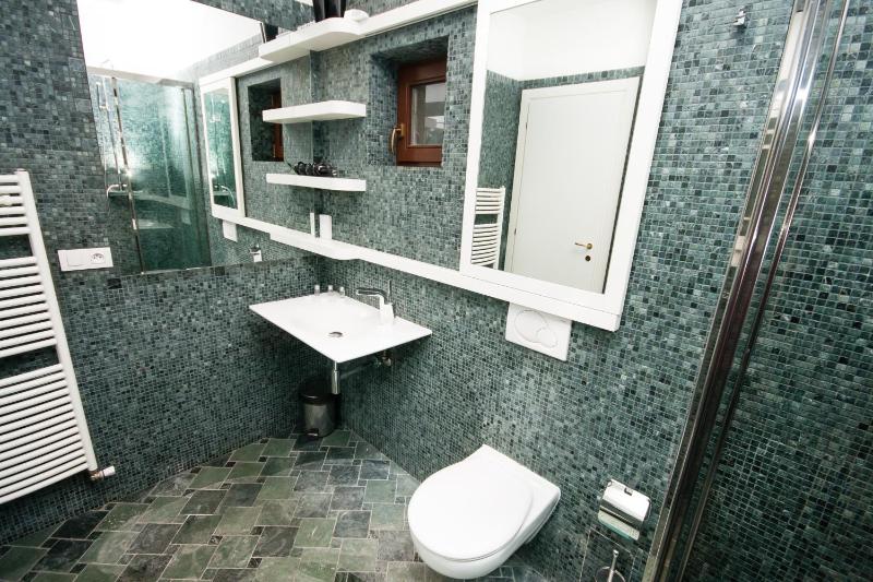 Luxury Loft - image 5