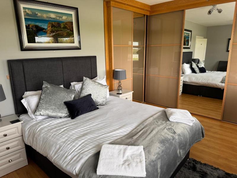 Deluxe Double Room with Shower image 2