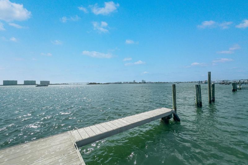 Bay Watch B4 Beach House - image 26