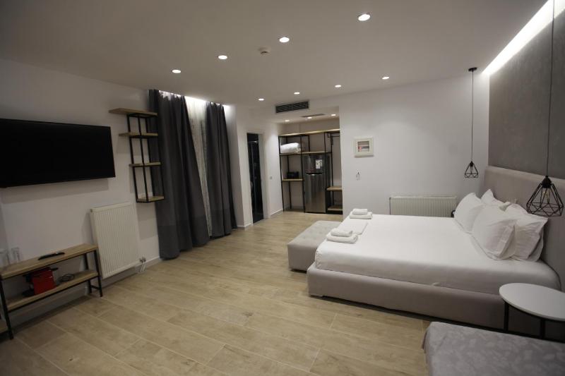Superior Suite with Sea View image 3