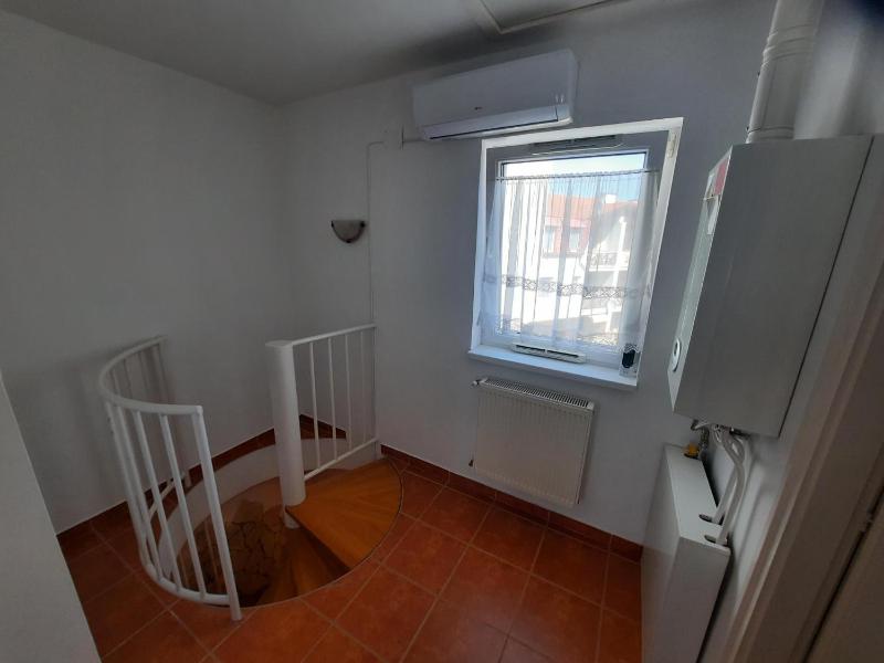 Zöld Béka Apartmanok Kölcsey III - image 14