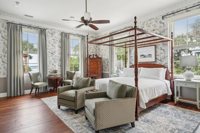 King Room with Sea View image 1