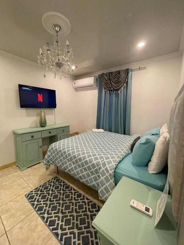Jazmin's Apartment - image 1