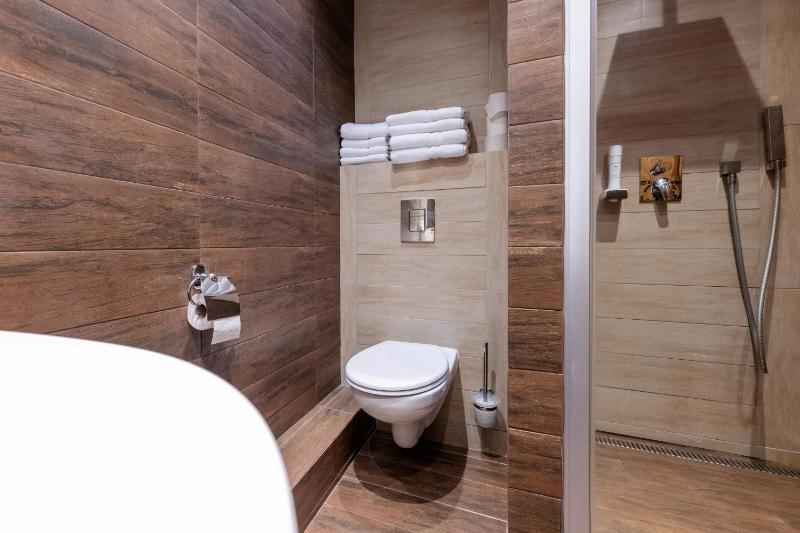 Suite image 4