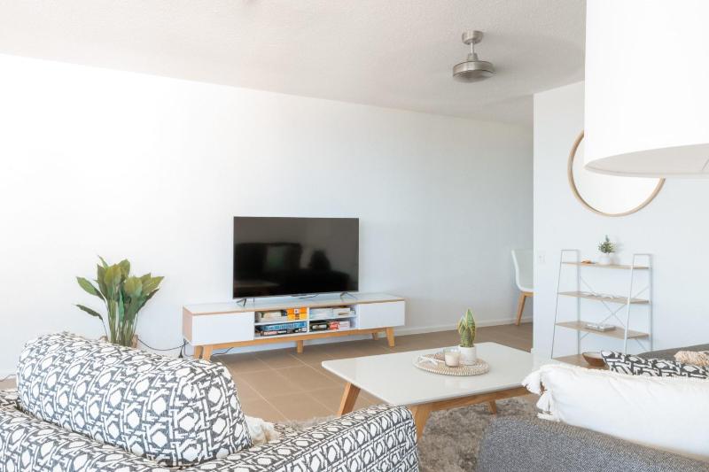Breezy Kings Beach Apartment with Ocean Views - image 28