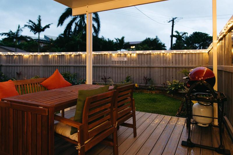 Moffat Beach Coastal Contemporary Unit B - image 31